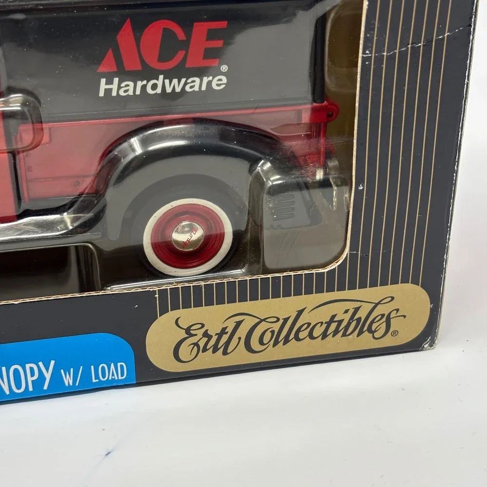 Ertl Ace Hardware 13th Edition 1947 Dodge Canopy with Load Diecast Truck 1:25